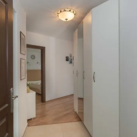 Lifestyle Saint Vlas شقة سفيتي فلاس